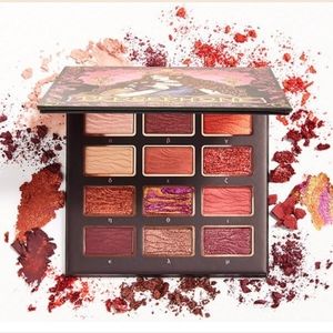 DITO PERSEPHONE EYESHADOW PALETTE